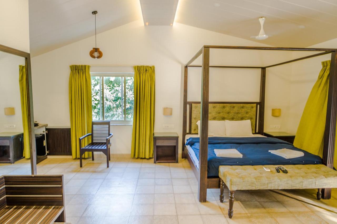 Marine Studios Le Pension Candolim Esterno foto