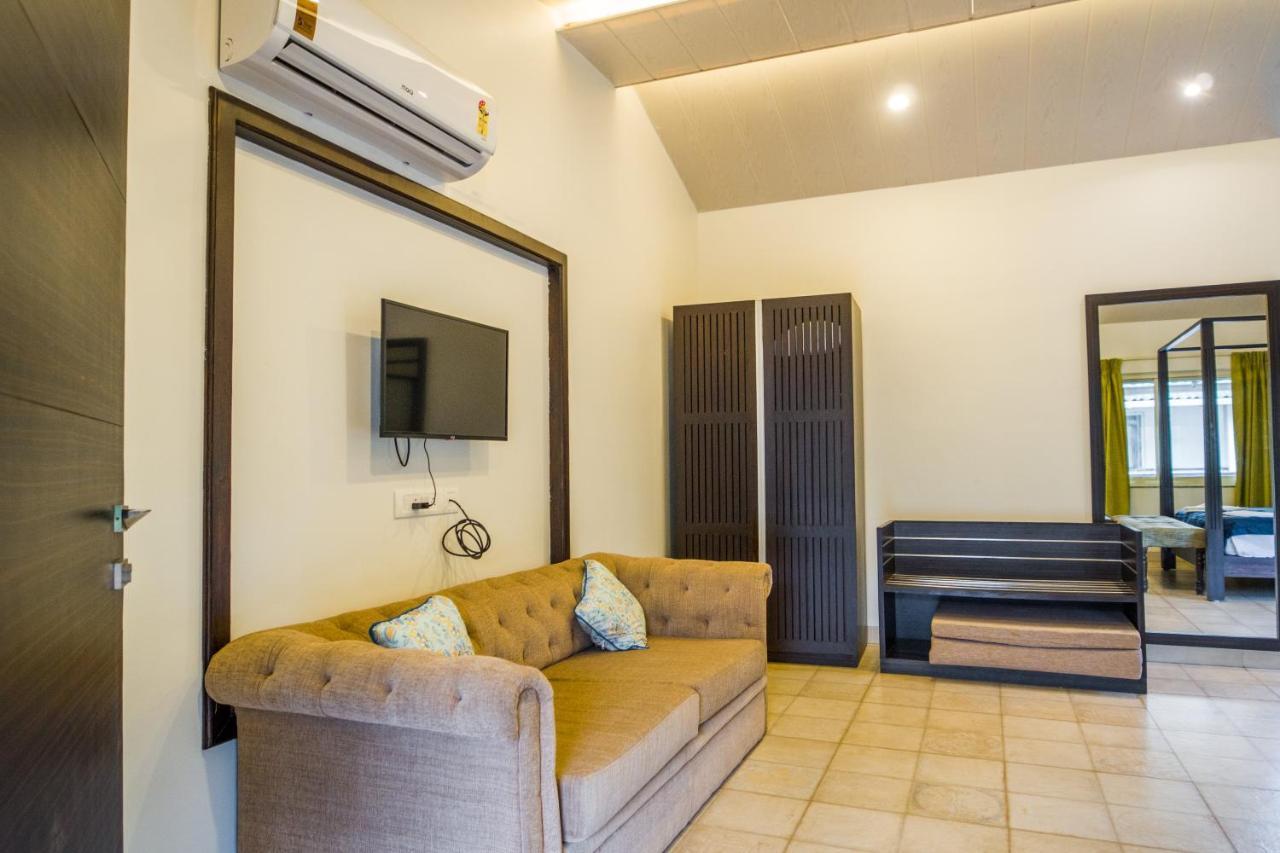 Marine Studios Le Pension Candolim Esterno foto